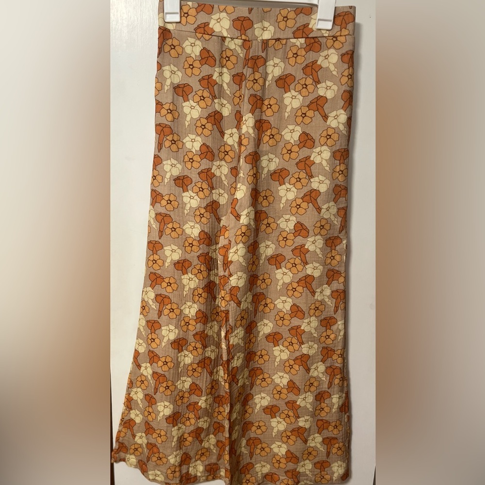 Island Fashion “Lei Kinis “ flare pants
